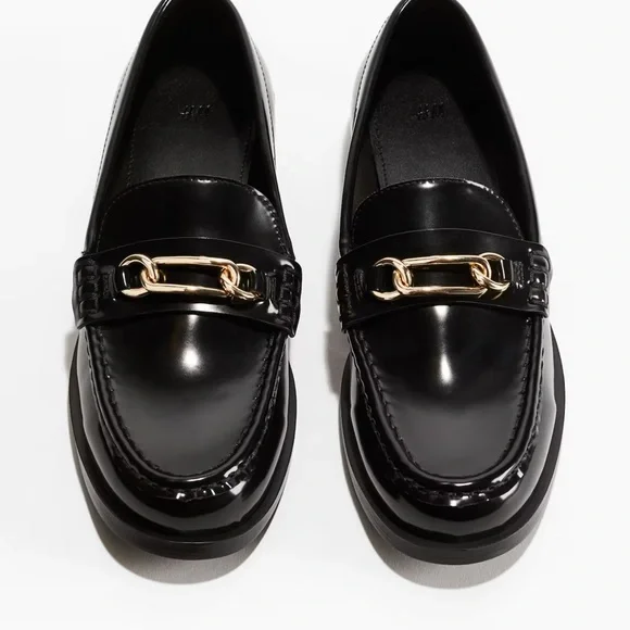 H&M | Shoes | Hm Shiny Black Loafers With Gold Chain Detail  display picture 3